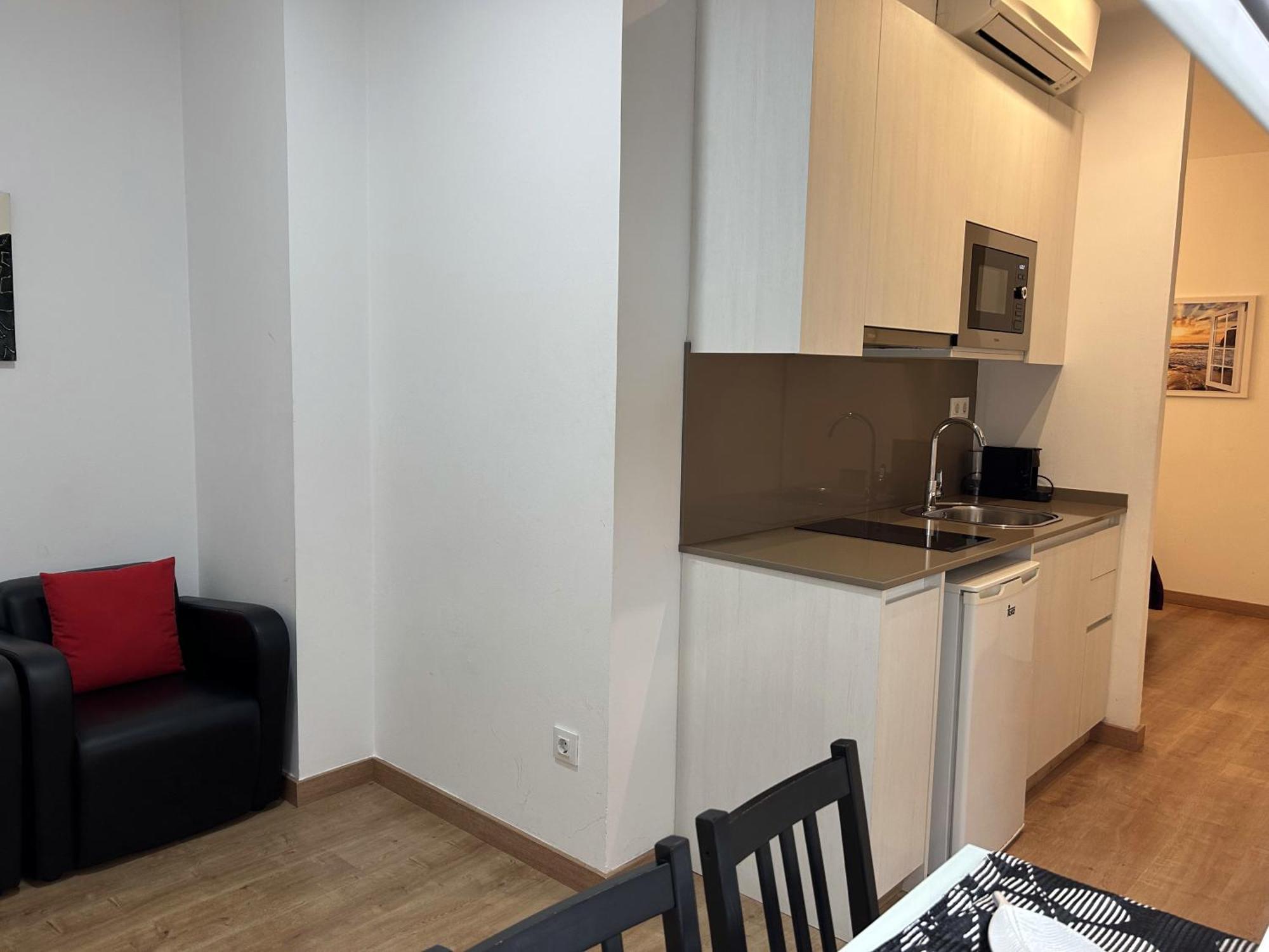 Hotel apartamentowy Baldiri 2*